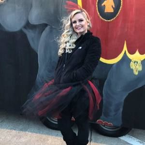 Meet your Posher, Ashley